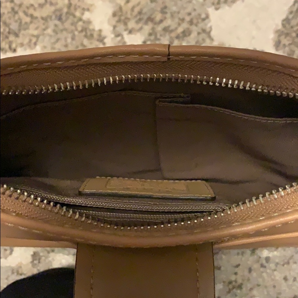 Coach leather shoulder bag - Picture 7 of 7